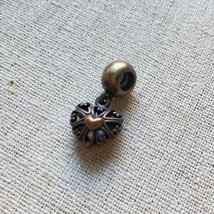 Pandora bracelet bronze/silver heart charm